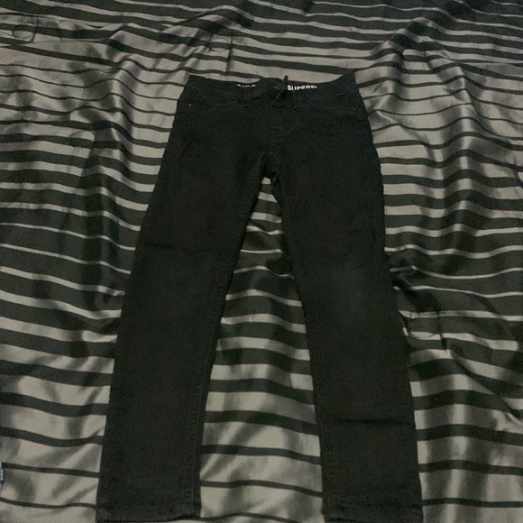 2 pair of pants - Picture 3 of 5